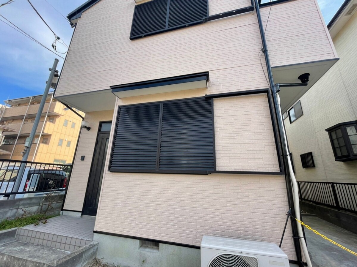 外壁シリコン塗装工事　　鎌倉市