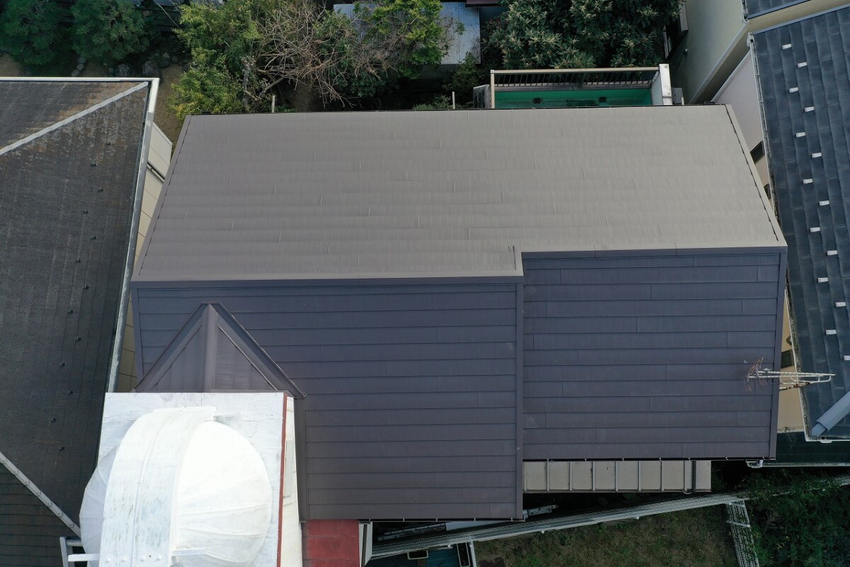 横暖ルーフS カバー工事（ガルバリウム板金屋根重ね葺き）　　平塚市