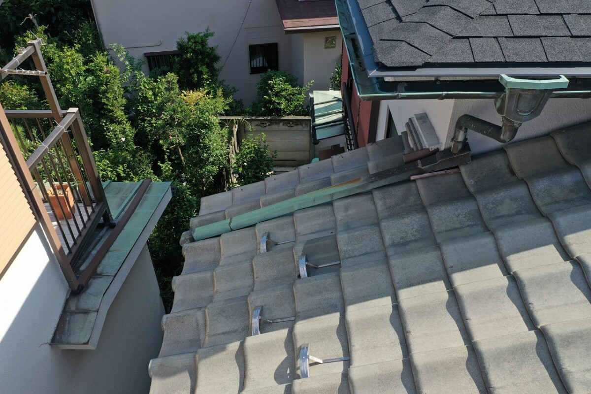 瓦屋根