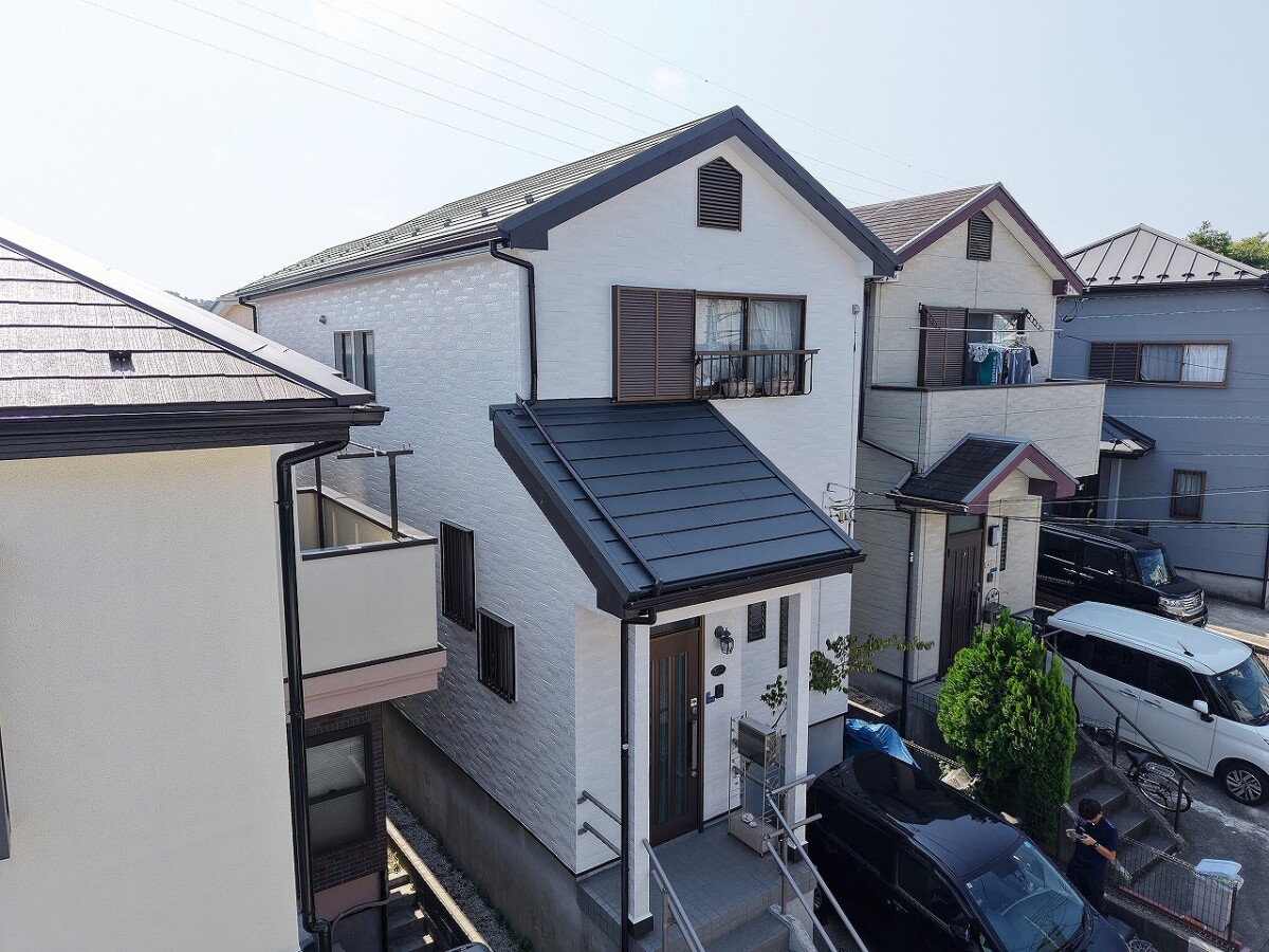 スーパーガルテクト・重ね葺き【藤沢市】